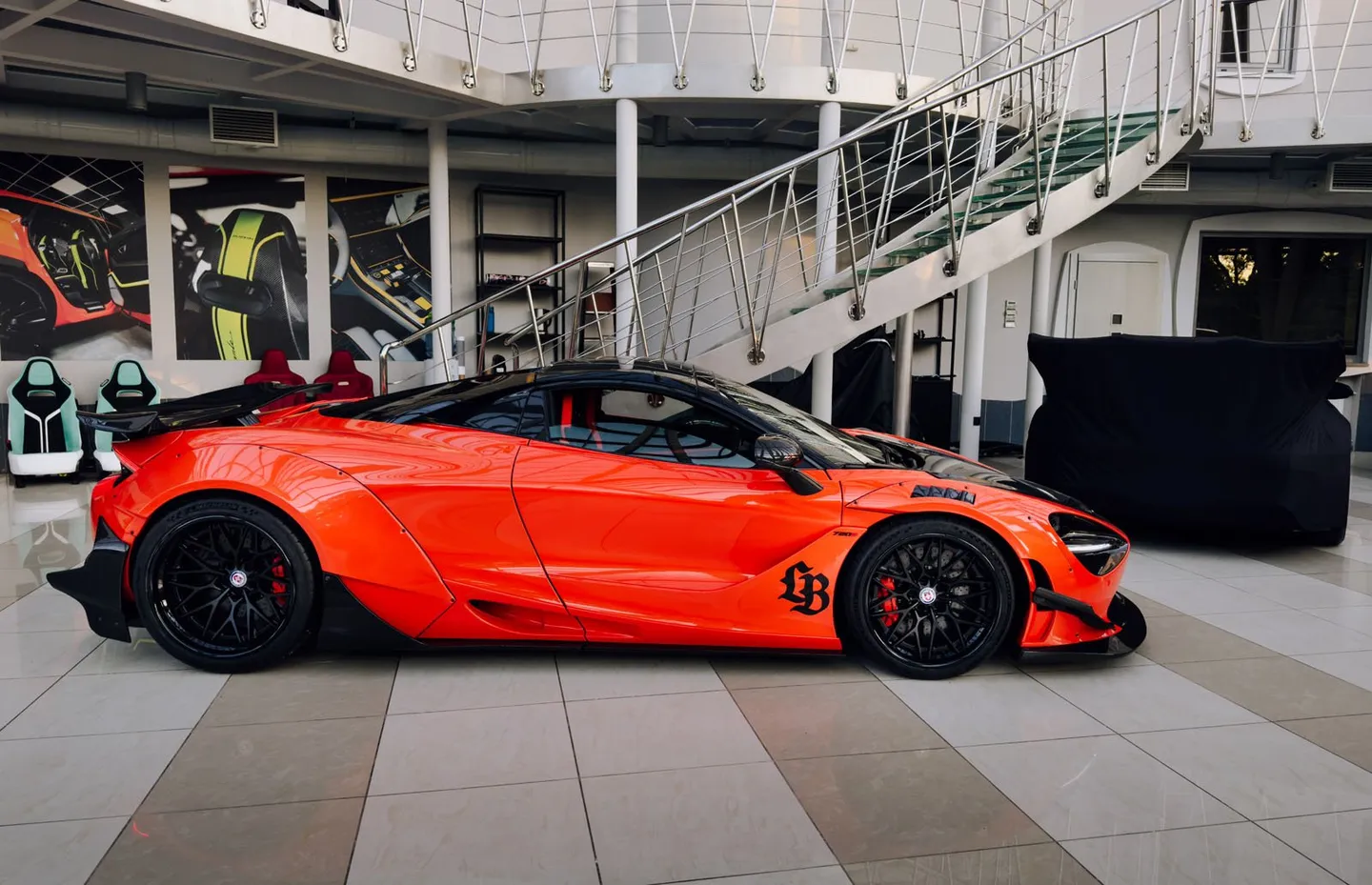 McLaren 720s Liberty Walk / Фото 3