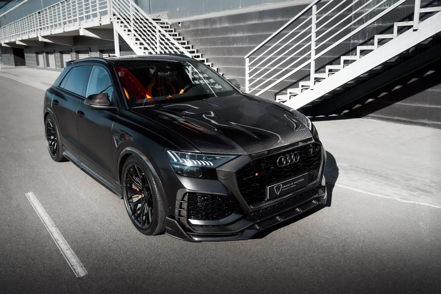 Audi RSQ8 / Фото 22