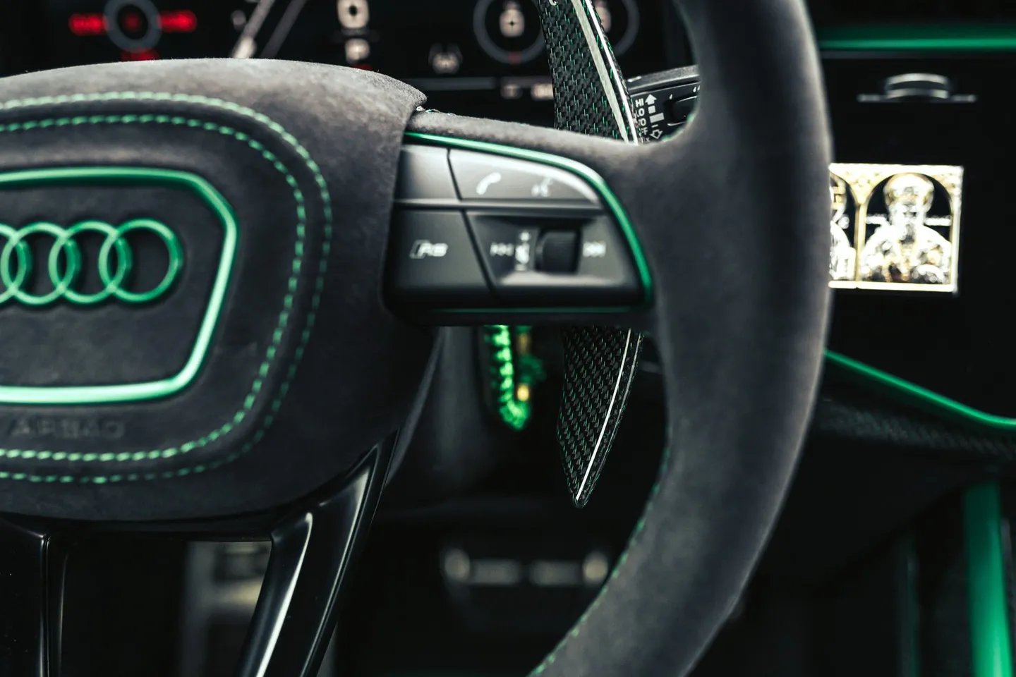 The CAT Project / Audi RS Q8 / Фото 24