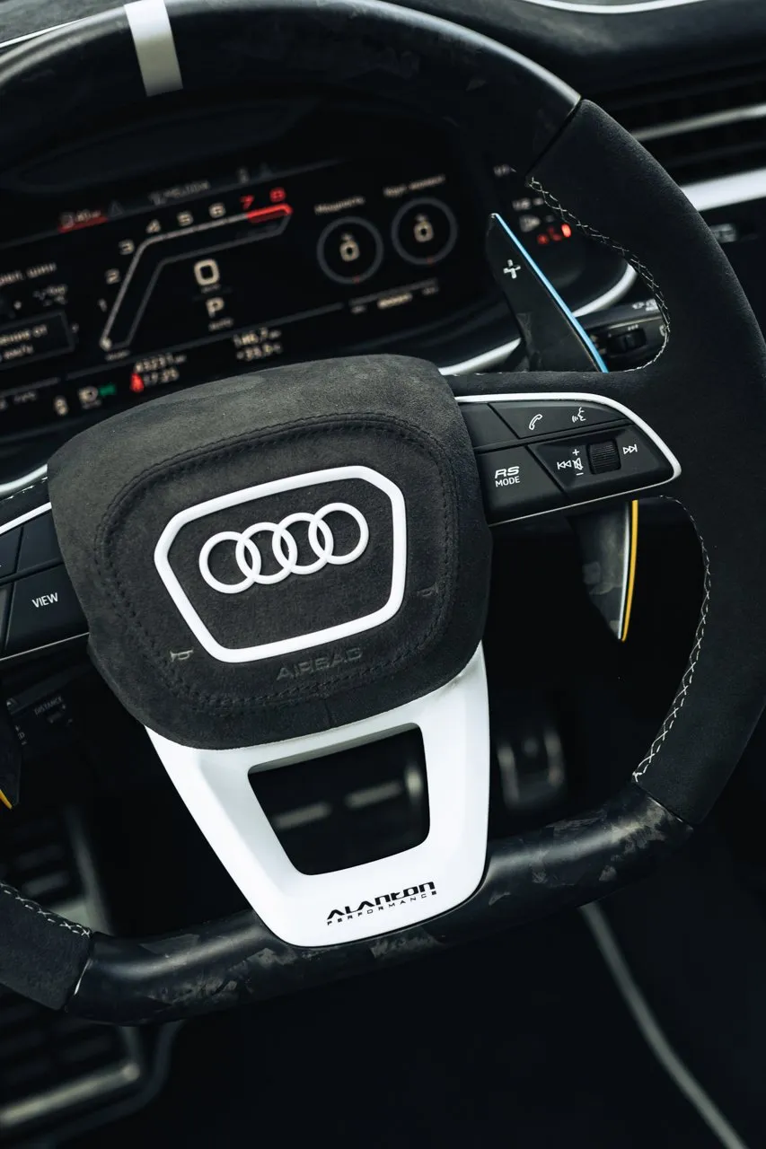 Audi RSQ8 / Фото 91