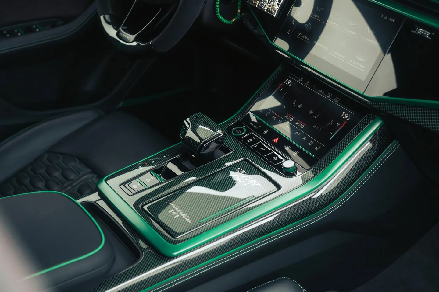 The CAT Project / Audi RS Q8 / Фото 47