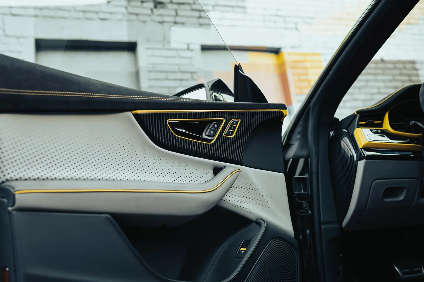 Audi RSQ8 «Bestia» / Фото 80