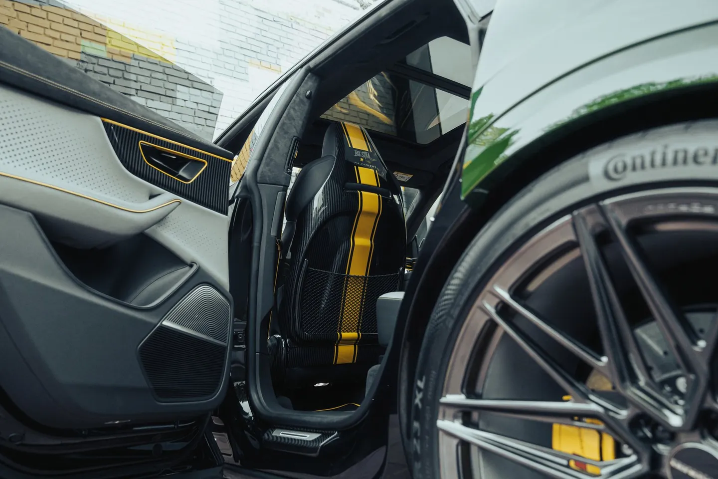 Audi RSQ8 «Bestia» / Фото 41