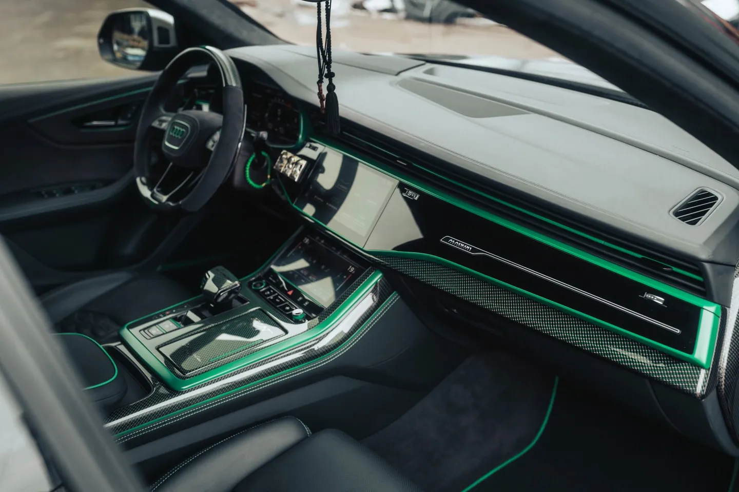 The CAT Project / Audi RS Q8 / Фото 45