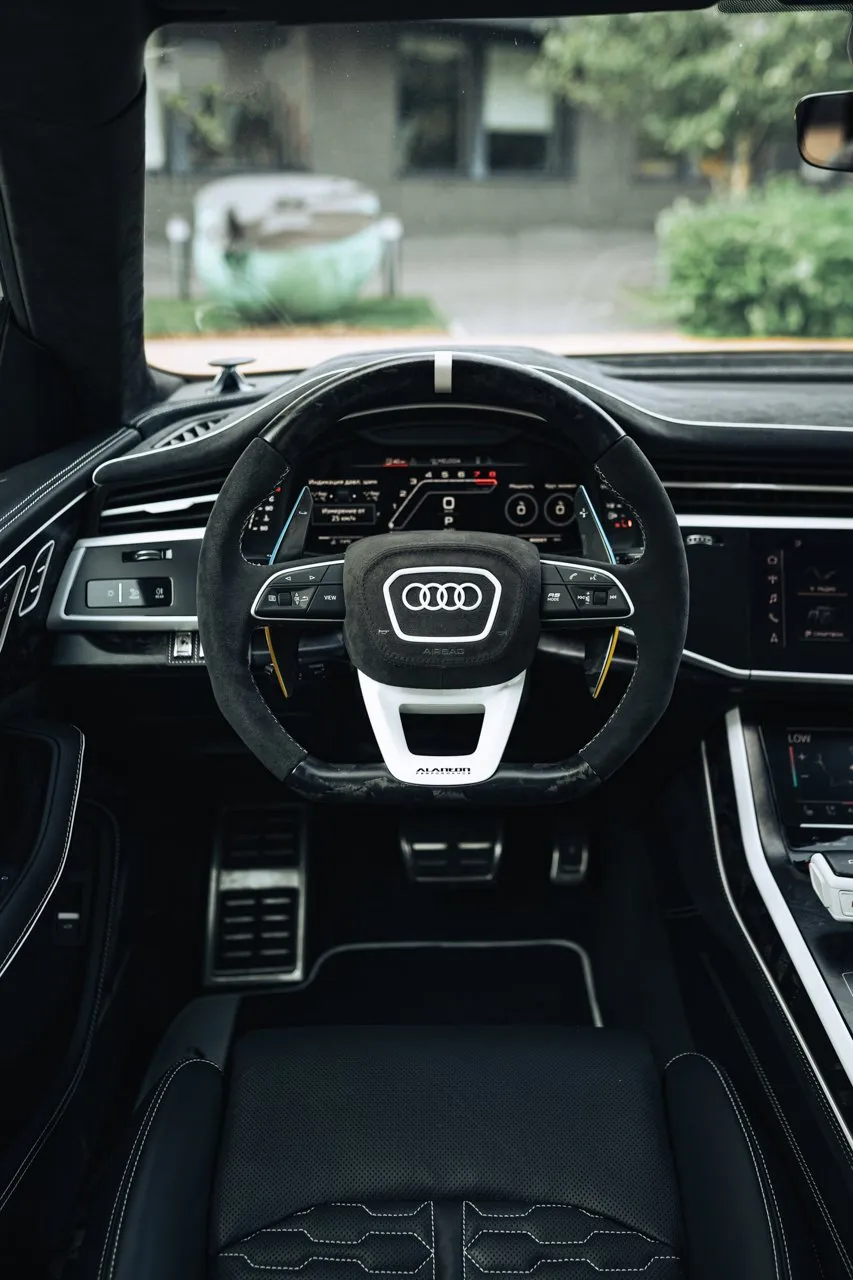 Audi RSQ8 / Фото 88