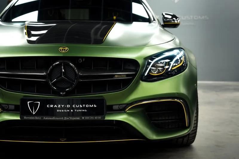Mercedes-Benz E63 AMG / Фото 12