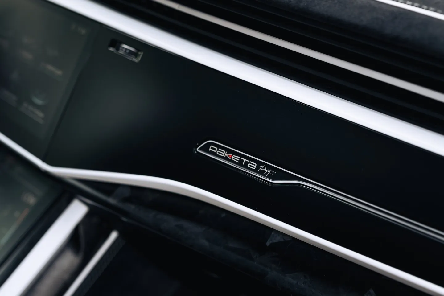 Audi RSQ8 / Фото 67